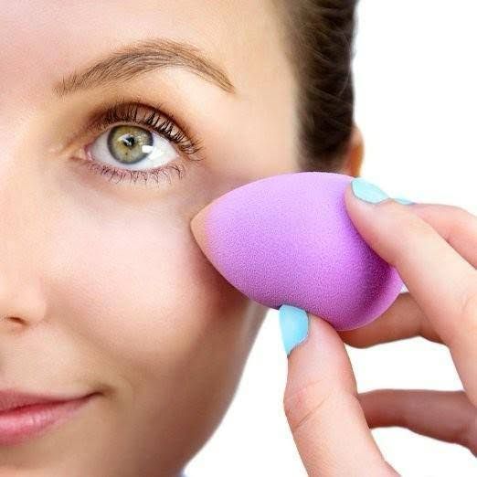 Lucky-Makeup Sponge.